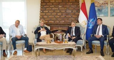 فى أول زيارة رسمية.. سفيرة الاتحاد الأوروبى تزور الإسماعيلية وقناة السويس