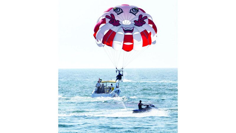 الامارات | أمواج السعادة على شاطئ جميرا