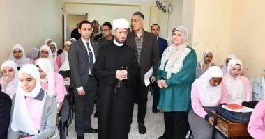 وزير الأوقاف يوجه بتطوير شامل لمعهد التمريض واستقطاب الكفاءات الأكاديمية