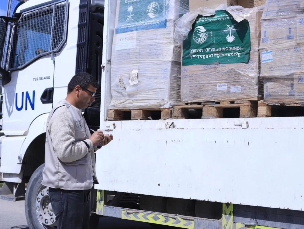 المملكة تقدم دفعة جديدة من المستلزمات الطبية لوكالة الأونروا