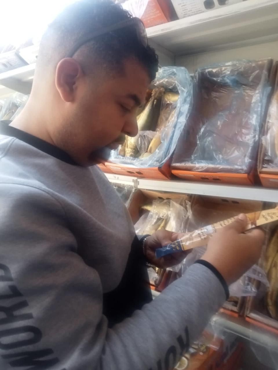 محافظة الجيزة تضبط 3.5 طن رنجة ومصنعات لحوم ودواجن فاسدة