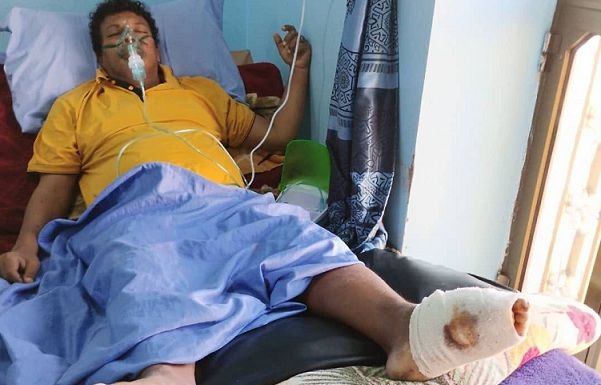 إب..مستشفى خاضع لمليشيا الحوثي يحتجز نجمًا رياضيًا ويمنع عنه العلاج