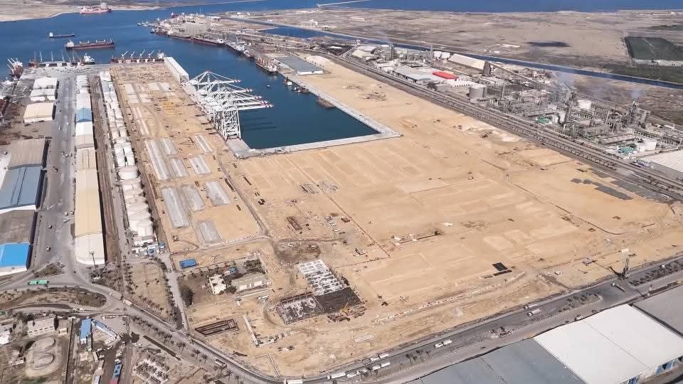 وزارة النقل تكشف نسب تنفيذ محطة حاويات تحيا مصر 1 فى ميناء دمياط.. صور