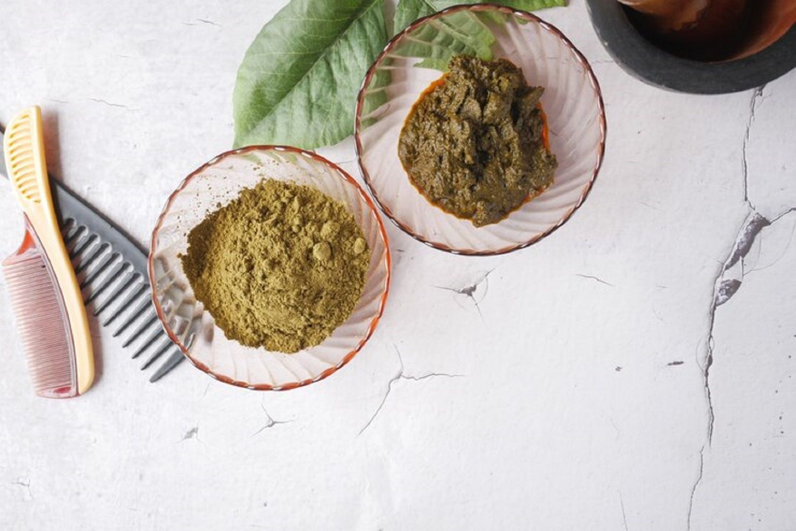 تجربتي مع المشاط للشعر المصبوغ.. تهدئة فروة الرأس والحفاظ على لونه ولمعانه