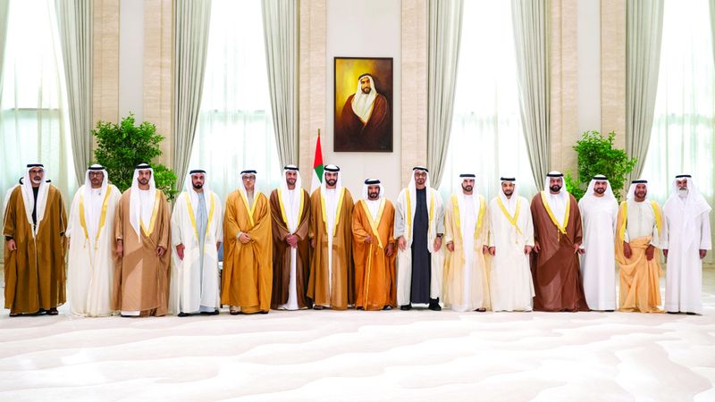 الامارات | رئيس الدولة يحضر أفراح آل نهيان