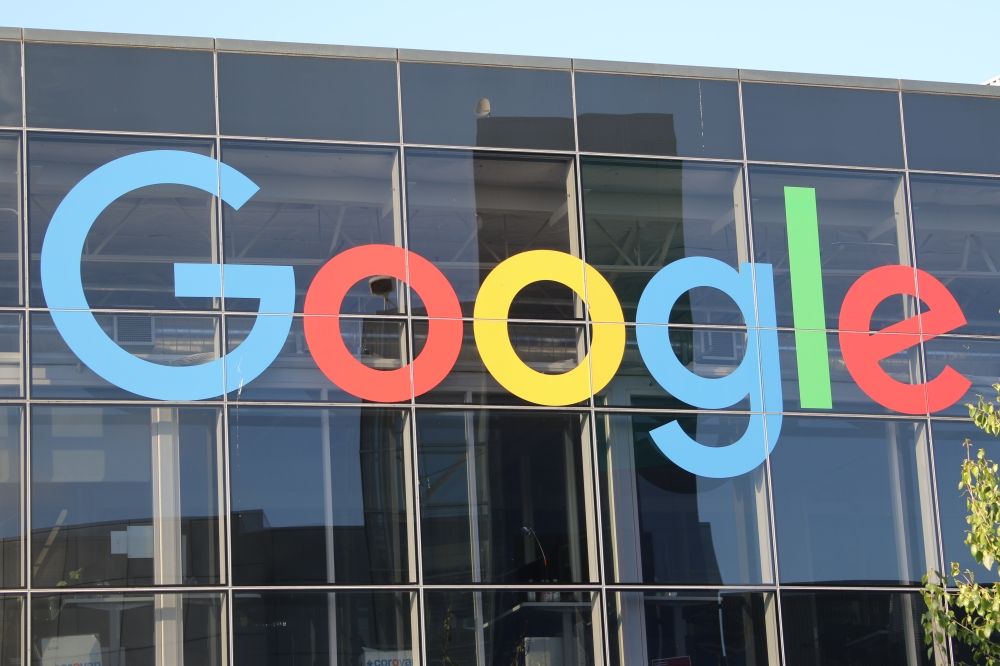 غوغل تعتزم تعطيل تقييمات المدارس عبر تطبيقها للخرائط