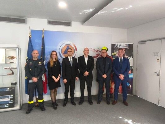 الدفاع المدني: زيارة فرح الى فرنسا تندرج في إطار استراتيجيتها الهادفة إلى تعزيز القدرات الوطنية