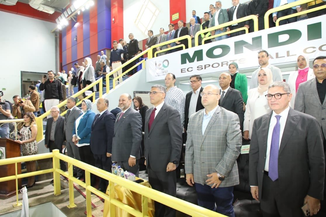 محافظ الجيزة يطلق النسخة الأولى من مونديال المدارس 2025 بالمحافظة.. صور