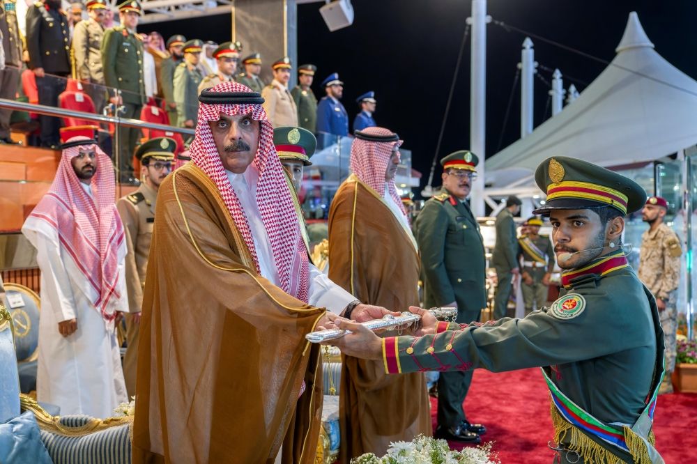 صور| تخريج الدفعة 22 من طلبة كلية الملك عبدالله للدفاع الجوي