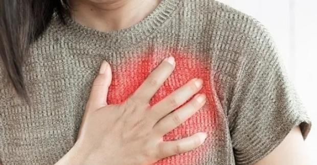 عاجل| تفاصيل جديدة في وفاة سليمان عيد.. حاولوا إنعاش قلبه أكثر من مرة