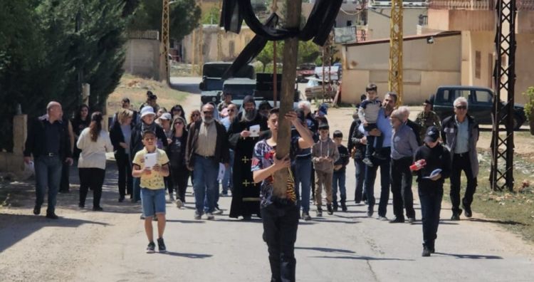 مسيرة صلاة لمناسبة الجمعة العظيمة في بعلبك