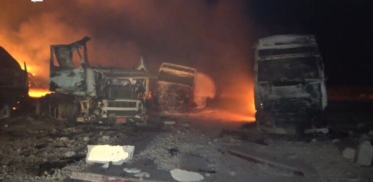 "المسيرة": مقتل 38 عاملًا وإصابة 102 آخرين بالقصف الأميركي على ميناء رأس عيسى بالحديدة