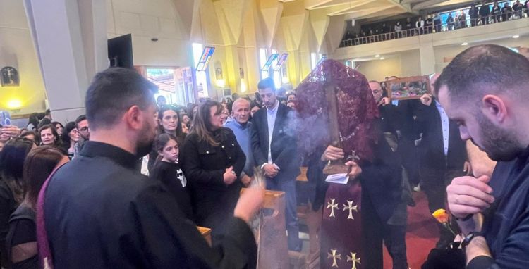 إحياء رتبة سجدة الصليب في كنيسة مار يوسف- زغرتا