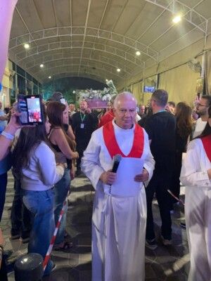 السفير البابوي لدى الامارات أحيا مناسبة الجمعة العظيمة في جبل علي بدبي