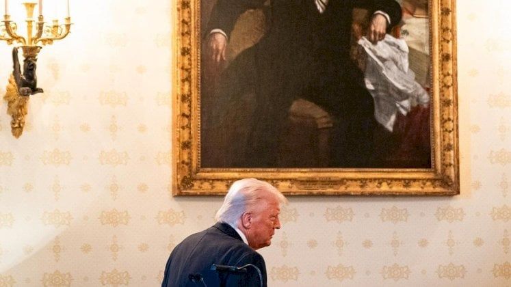 نيويورك تايمز: حان الوقت لحماية أمريكا من رئيسها