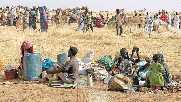 مخيمات النازحين في دارفور تحت قصف القوات المسلحة السودانية