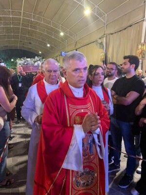 السفير البابوي لدى الامارات أحيا مناسبة الجمعة العظيمة في جبل علي بدبي