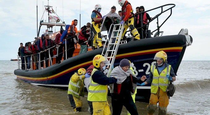 بريطانيا ترسل طالبي اللجوء المرفوضين لدولة ثالثة