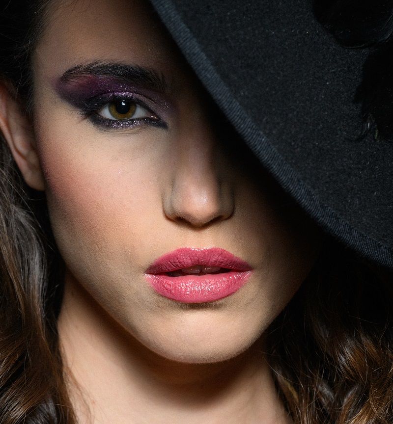 أحمر الشفاه المثالي لصيف 2025.. دليلك لاختيار اللون الأنسب لبشرتك