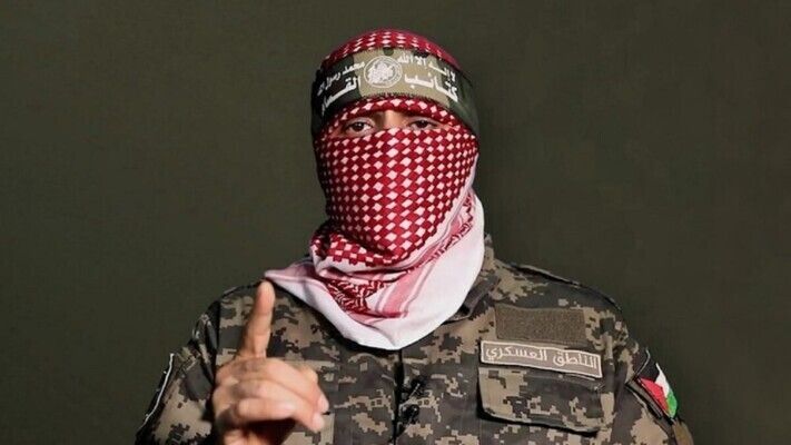 أبو عبيدة: مصير الأسير عيدان الكسندر لا زال مجهولًا وحياة الأسرى بخطر بسبب القصف الإسرائيلي