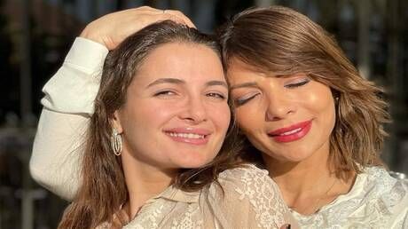 الامارات | مصر: إغلاق عيادة ابنة أصالة نصري بالشمع الأحمر لمخالفة "الشروط الصحية"