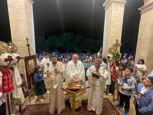 رعية الشويفات للروم الأرثوذكس احتفلت بعيد الفصح المجيد في كنيسة رئيس الملائكة ميخائيل- المدبر