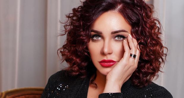 سلاف فواخرجي تنشر وثيقة زواجها من بشار الأسد.. وتعلّق