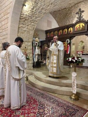 رعية الشويفات للروم الأرثوذكس احتفلت بعيد الفصح المجيد في كنيسة رئيس الملائكة ميخائيل- المدبر