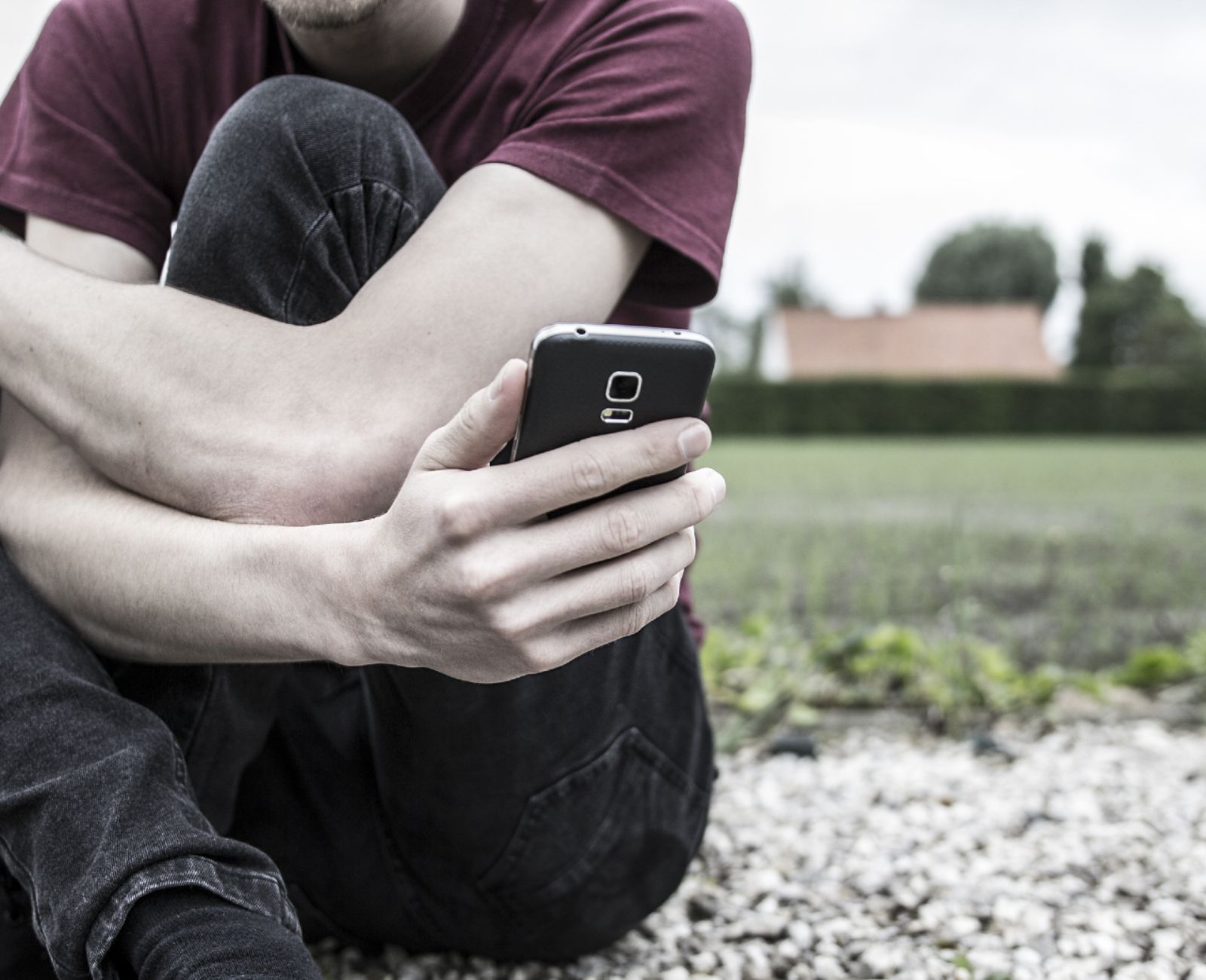 الامارات | دراسة علمية تحذر: "الثرثرة" كثيراً مع "شات جي.بي.تي" قد تورطك في علاقة حب معه