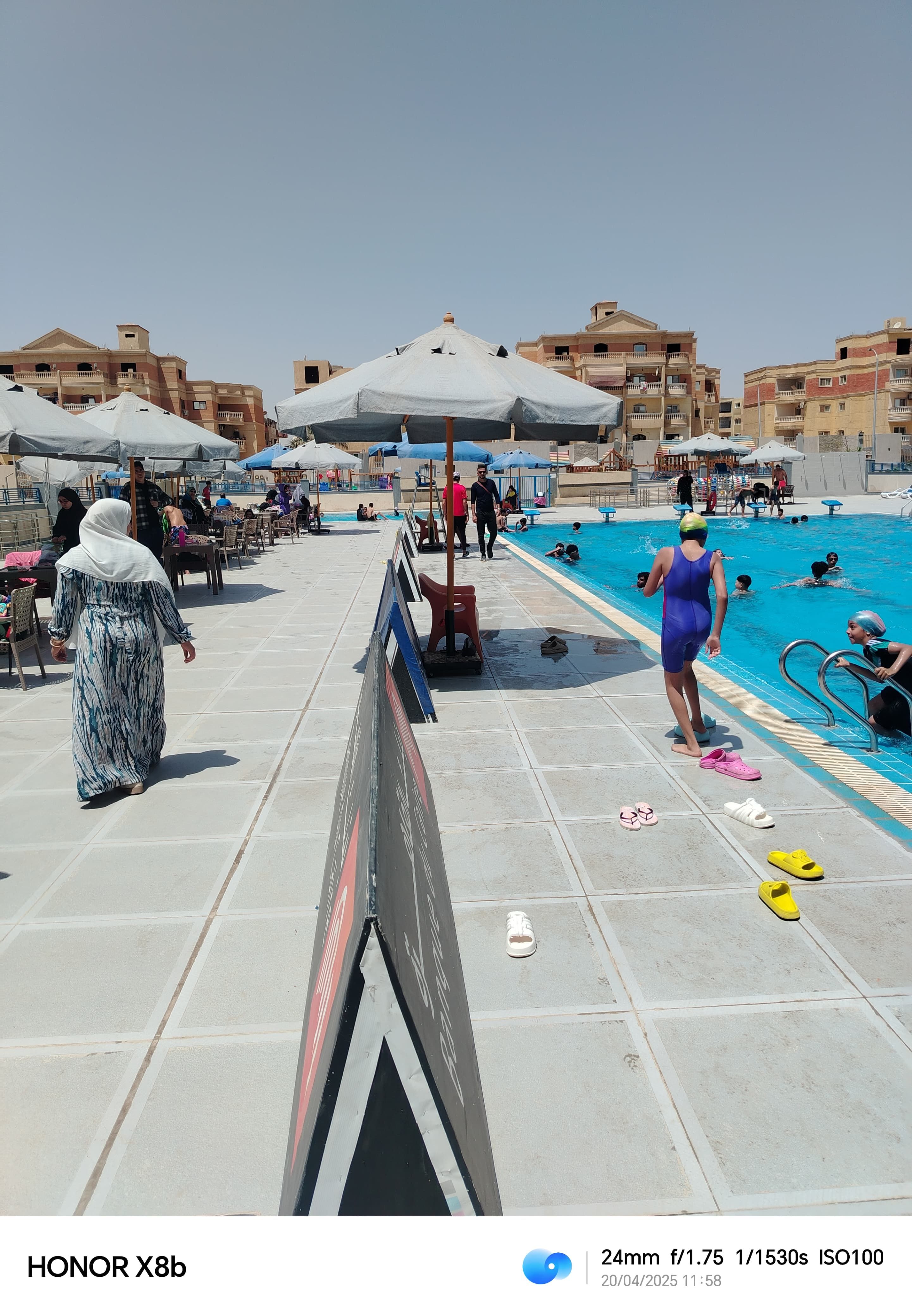 عمر الحداد يعلن افتتاح حمام السباحة نصف أولمبي بمركز الجزيرة "2"