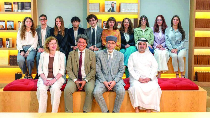 الامارات | «مجمع اللغة» يحتفي بـ 11 طالباً إيطالياً يجيدون «العربية»