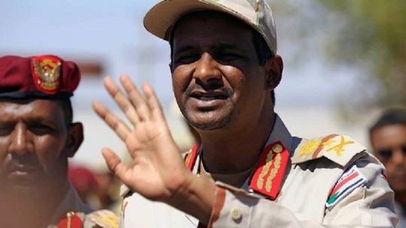 ابرزهم حميدتي وعبدالرحيم دقلو..بدء محاكمة 16 متهما بقتل والي غرب دارفور خميس ابكر