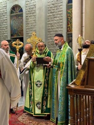 صلوات وقداديس بمناسبة عيد القيامة المجيد في كنيستي السيدة ومار جرجس في زحلة