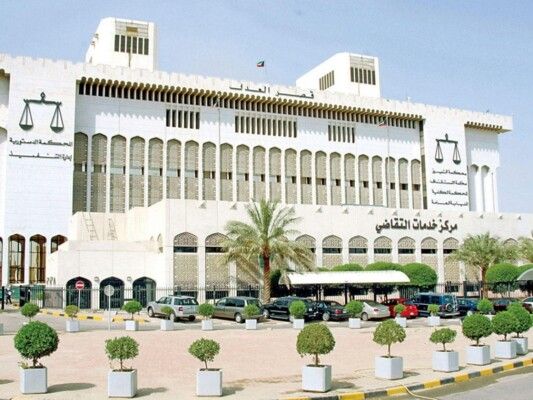 الاستئناف الكويتية: حبس عسكريينِ وطبيبة كويتية و3 آخرين 5 سنوات في قضية القبض على طبيب لبناني وحجزه في غير الأحوال المصرح بها قانونا وخطفه