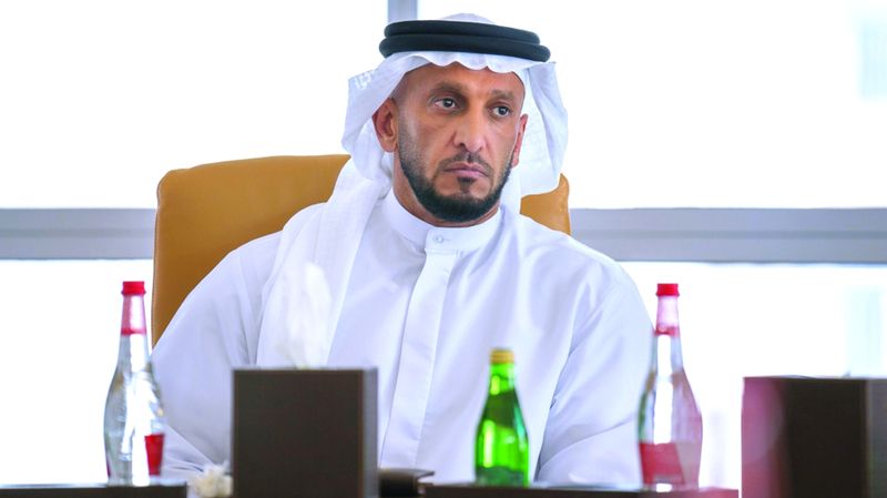 الامارات | عبدالله آل حامد: المواطن الإماراتي أقدر على إدراك قيمة اللهجة والزي الوطني