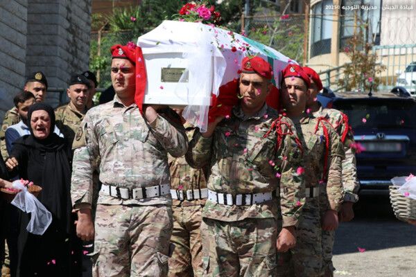 قائد الجيش خلال تشييع الشهداء العسكريين: من المؤكّد أنَّ مفهوم الاستشهاد في سبيل الوطن ظلَّ حاضرًا في وجدانهم