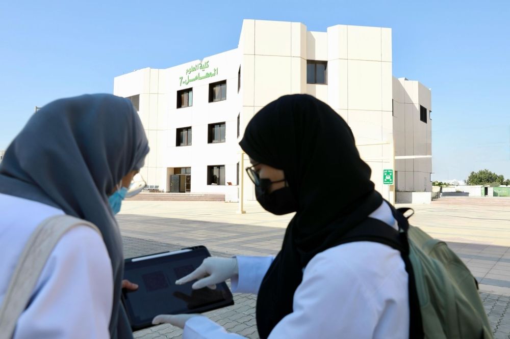 جامعة جدة تسجل براءة اختراع أمريكية لعلاج مبتكر يستهدف سرطان الثدي