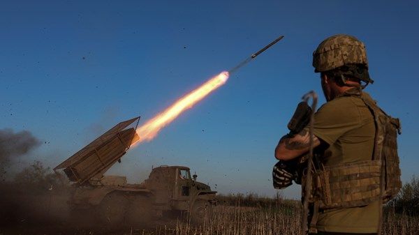 وفد من أوكرانيا يبحث في بريطانيا وقف إطلاق النار