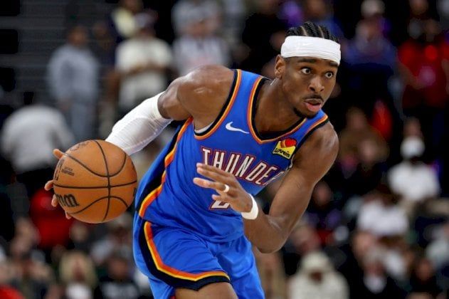 أن بي أيه: جائزة أفضل لاعب بين غلجيوس-ألكسندر ويوكيتش ويانيس