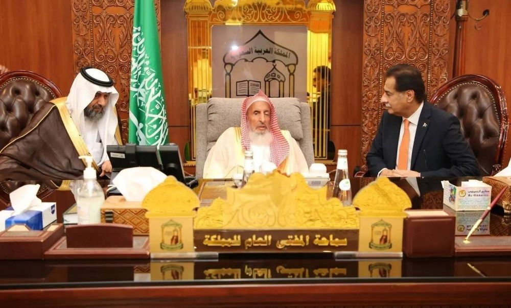 مفتي المملكة: الرئاسة تحرص على نشر مبادئ الوسطية ومحاربة الإرهاب