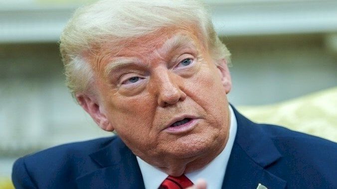 تصريح مفاجىء لترامب عن موعد التوصل إلى اتفاق لوقف الحرب في أوكرانيا