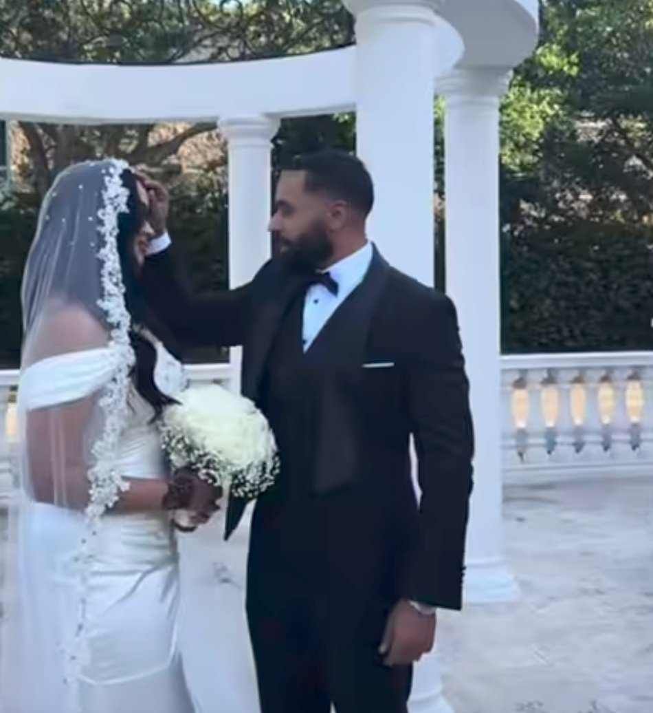 شاهد بالصورة والفيديو.. زواج أسطوري لرجل أعمال سوداني من مواطنته الحسناء بالولايات المتحدة الأمريكية