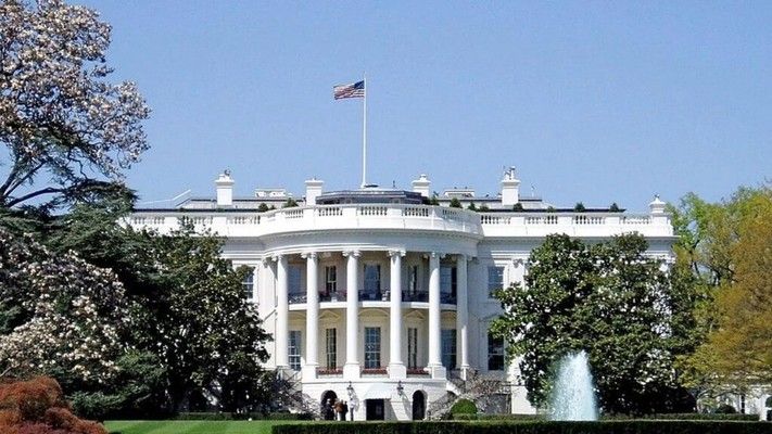 البيت الأبيض: تقرير محطة "إن.بي.آر" الإذاعية الأميركية عن البحث عن وزير جديد للدفاع "أخبار زائفة"