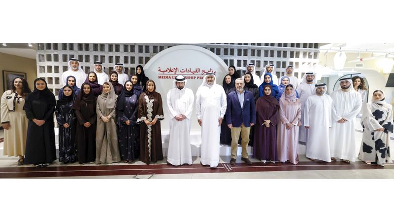 الامارات | أحمد بن محمد: دبي صنعت تجربة تنموية جديرة بنقلها إلى العالم برسالة إعلامية فعالة ومؤثرة