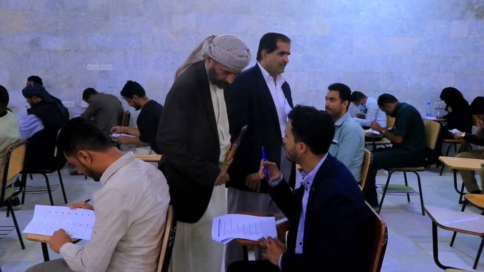 مأرب.. مسؤول محلي يدعو لتفعيل المجلس الطبي الأعلى لتصحيح الاختلالات