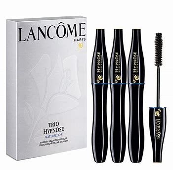 مكياج مقاوم للحرارة في الصيف.. أسرار الإطلالة المتألقة بخطوات بسيطة