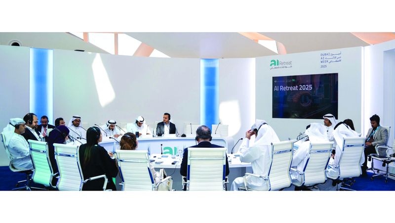 الامارات | خبراء يدعون إلى تأهيل قوى عاملة ماهرة في «الذكاء الاصطناعي»