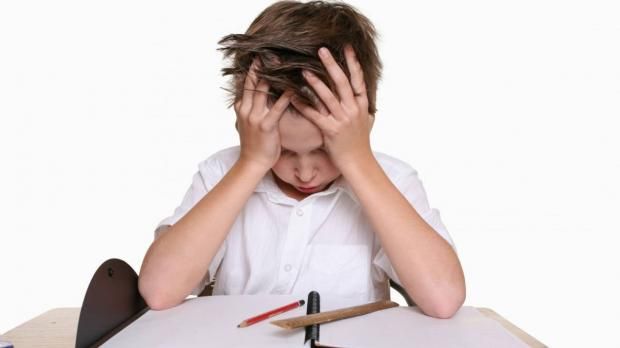 تعرف على مرض كريم فهمي.. يضعف تركيزه ويثير انفعاله فجأة