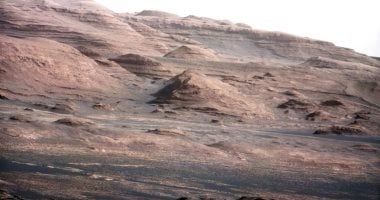 تكنولوجيا: مركبة كيوريوسيتي تعثر على دليل أن المريخ كان صالحًا للحياة فى وقت ما