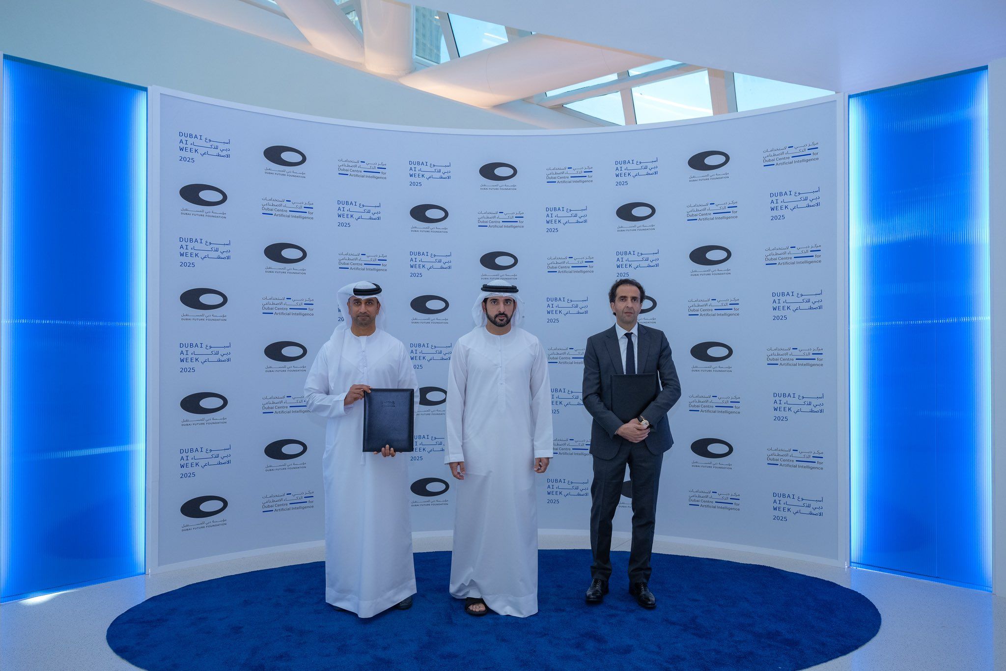 الامارات | حمدان بن محمد يشهد إطلاق مشروع تشييد مركز بيانات فائق الأداء بـ 2 مليار درهم